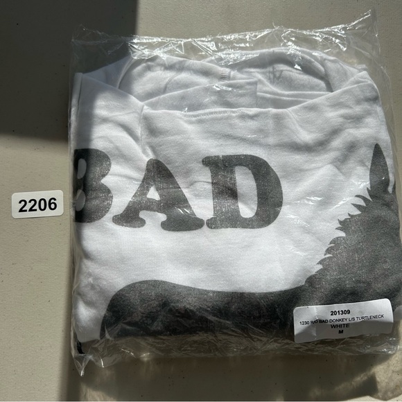 Recycled Karma Bad Donkey puff sleeves Women’s White Medium - Picture 12 of 13